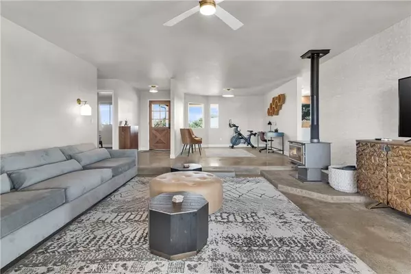 Paso Robles, CA 93446,7090 Rancho Verano Place