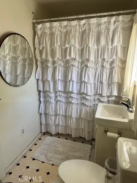 Paso Robles, CA 93446,818 Olive Street