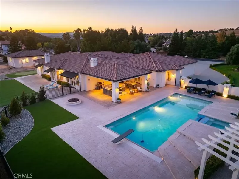 2015 Calle Pattitio, Templeton, CA 93465