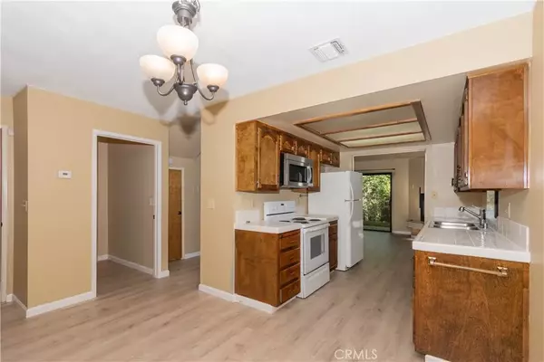 Paso Robles, CA 93446,17 Green Court