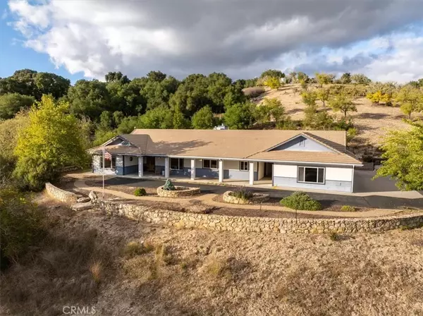 Paso Robles, CA 93446,4242 Las Tablas Willow Creek Road