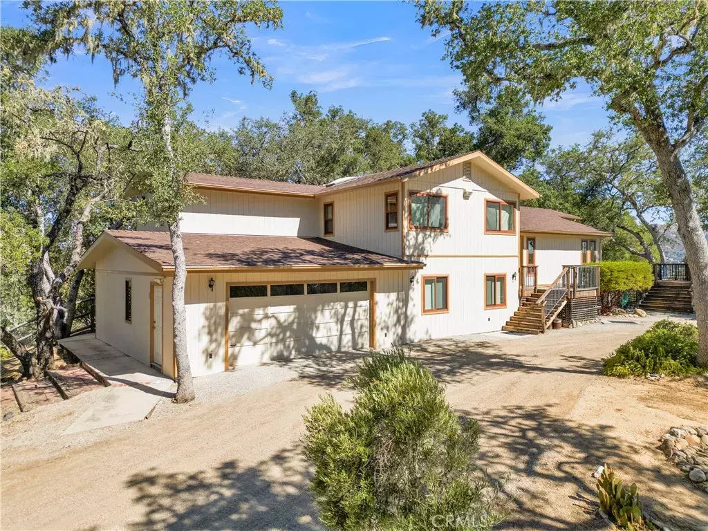 Paso Robles, CA 93446,4595 Telford
