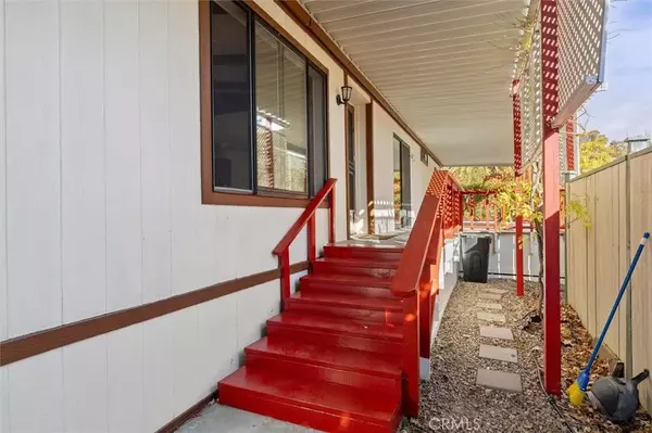 Paso Robles, CA 93446,32 Via Santa Barbara #32
