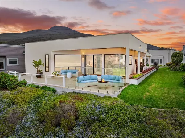 3086 Studio Drive, Cayucos, CA 93430