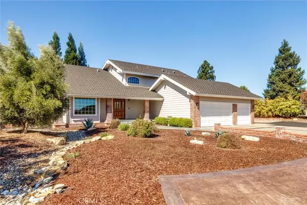 833 Rolling Hills Rd, Paso Robles, CA 93446