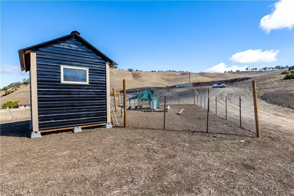 Bradley, CA 93426,4575 Interlake