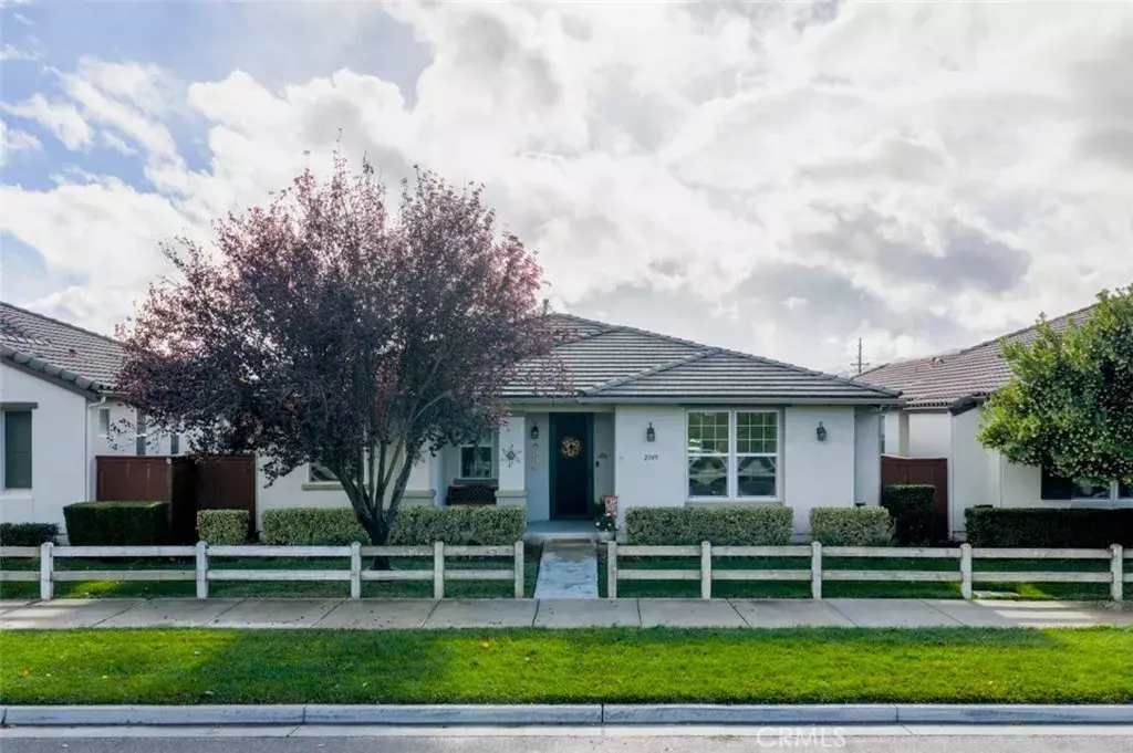 Paso Robles, CA 93446,2549 Clubhouse