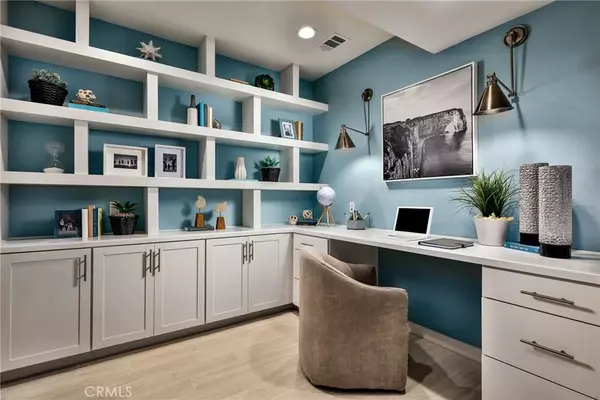 Lake Forest, CA 92610,307 Limestone
