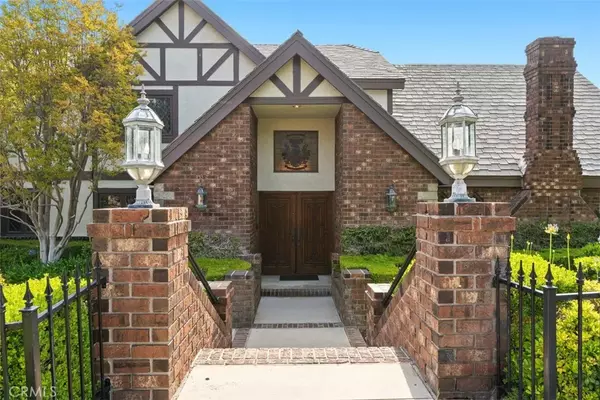 Anaheim Hills, CA 92807,200 S Chrisalta Way