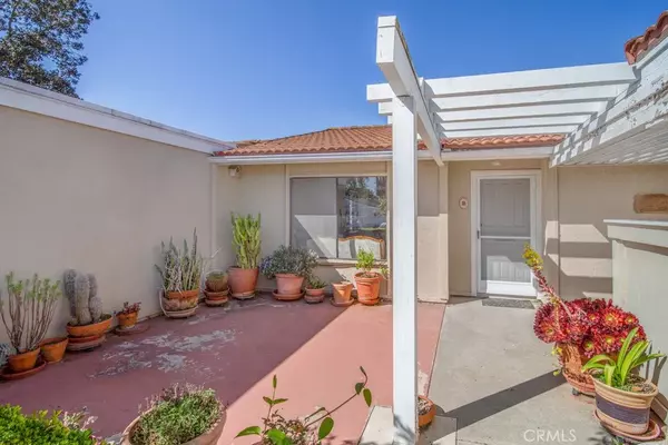 Laguna Woods, CA 92637,3183 Alta Vista #B