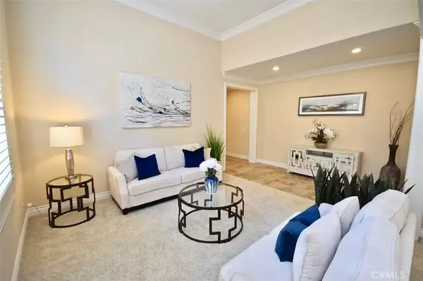 Irvine, CA 92606,53 Snowdrop Tree