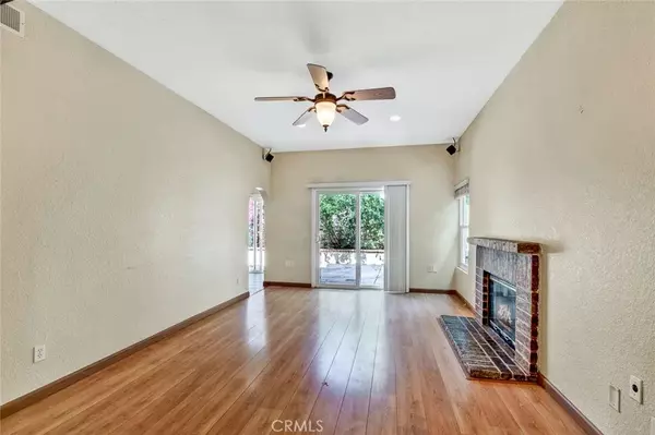 Rancho Santa Margarita, CA 92688,6 Desert Thorn