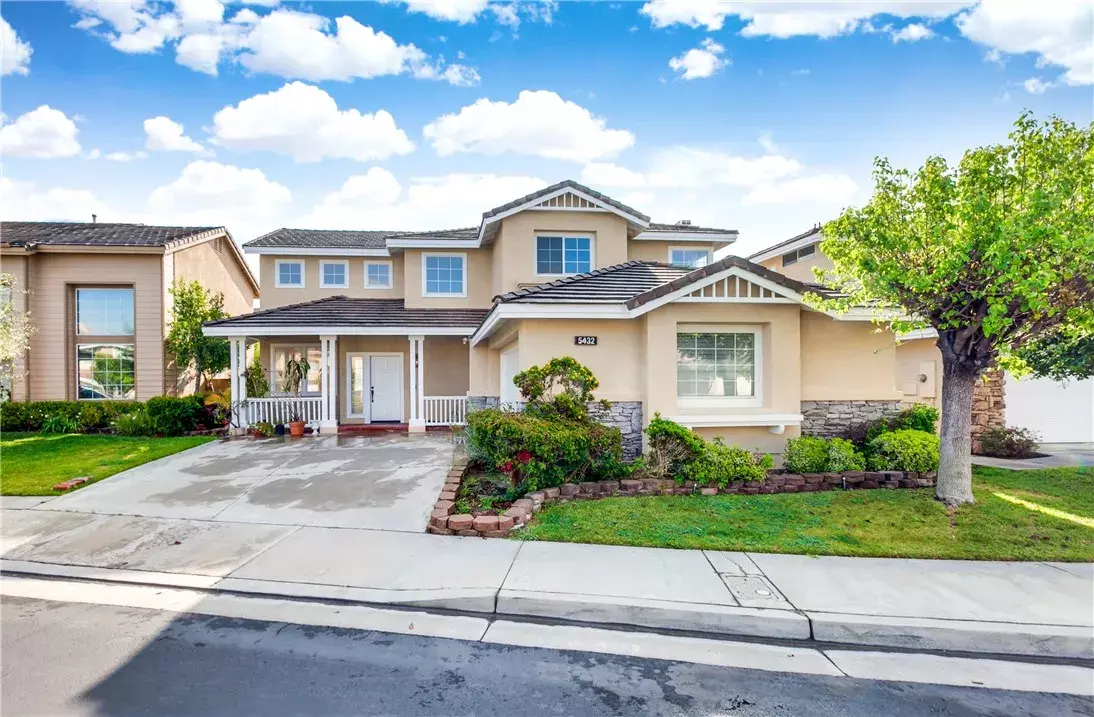 Lakewood, CA 90712,5432 Wrench Court