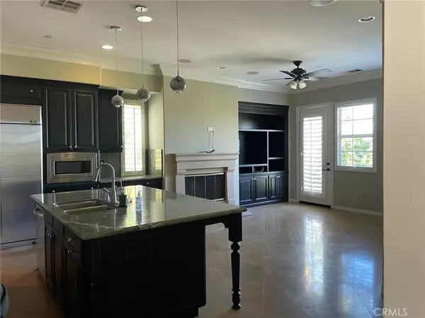 Irvine, CA 92603,53 Sweet Bay
