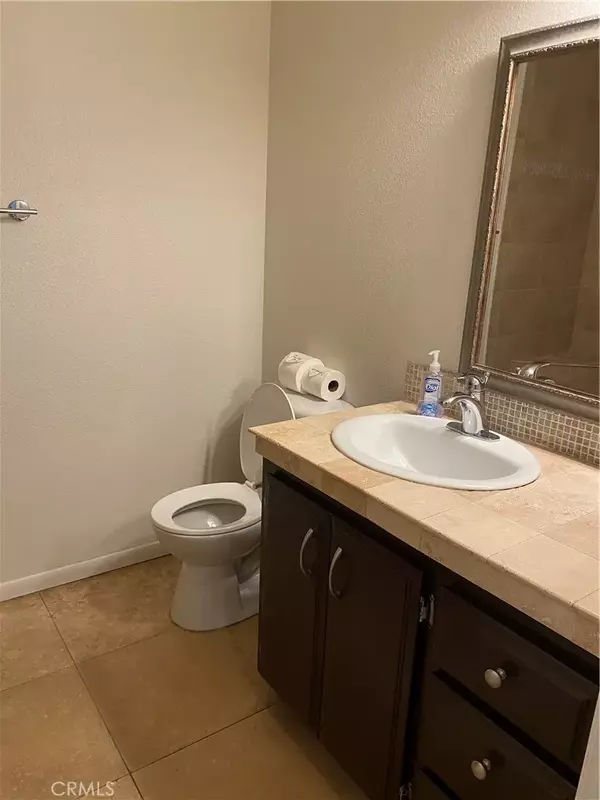 Garden Grove, CA 92840,10560 Lakeside Drive North #C
