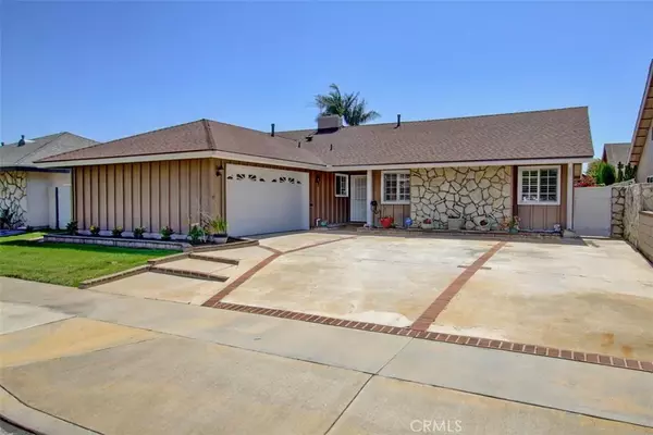 Huntington Beach, CA 92647,7162 Sunlight Drive