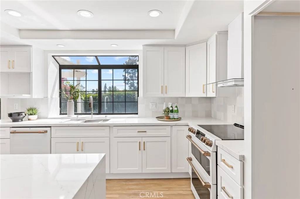 Mission Viejo, CA 92692,26806 Trasmiras