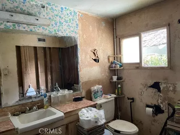 Santa Ana, CA 92706,2201 Lewis Street