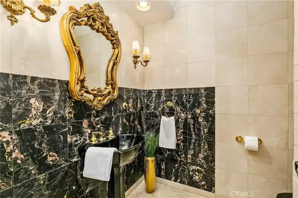 North Tustin, CA 92705,10282 Ambervale Lane