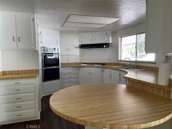 San Jacinto, CA 92583,2230 Lake Park #155