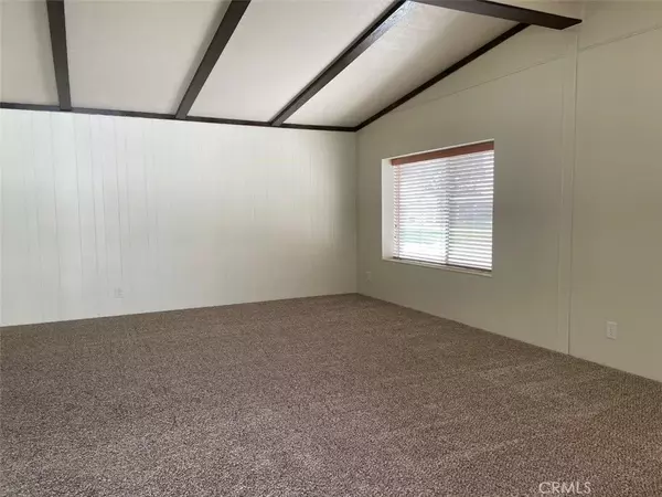 San Jacinto, CA 92583,2230 Lake Park #155