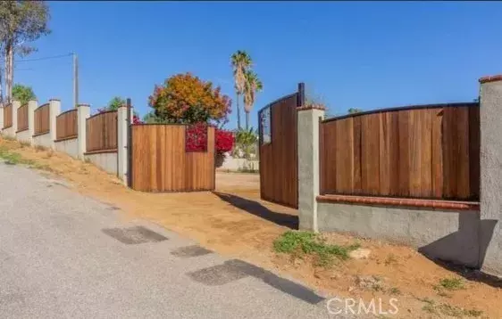 Lake Elsinore, CA 92532,28430 Smith Avenue