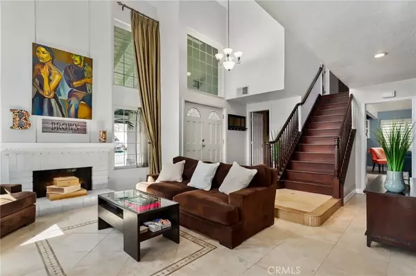 Lake Forest, CA 92630,22172 Crane Street