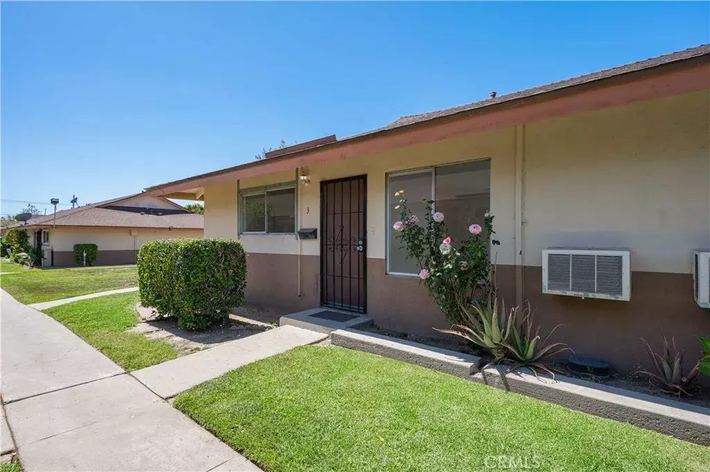 Santa Ana, CA 92704,2500 S Salta Street #30