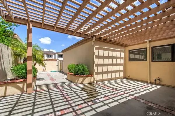 Irvine, CA 92612,5 Foxglove Way