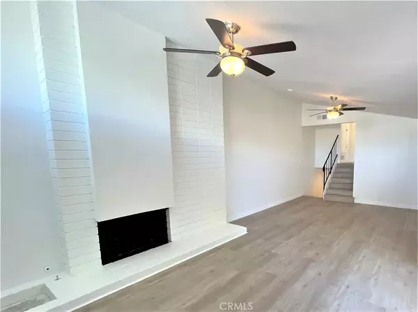 Newport Beach, CA 92663,450 Bolero Way