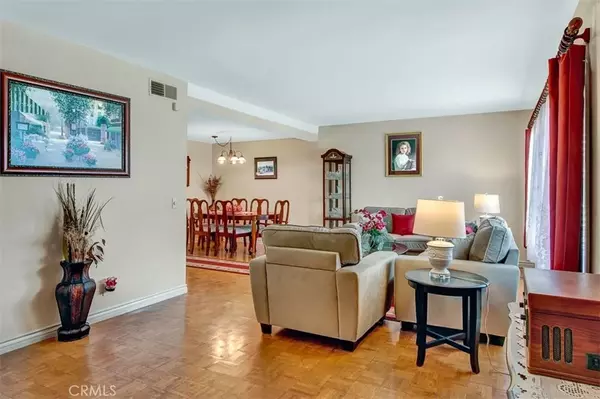 Fountain Valley, CA 92708,18142 Sand Dunes Court