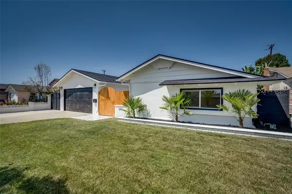 Huntington Beach, CA 92649,5461 Meadowlark Drive