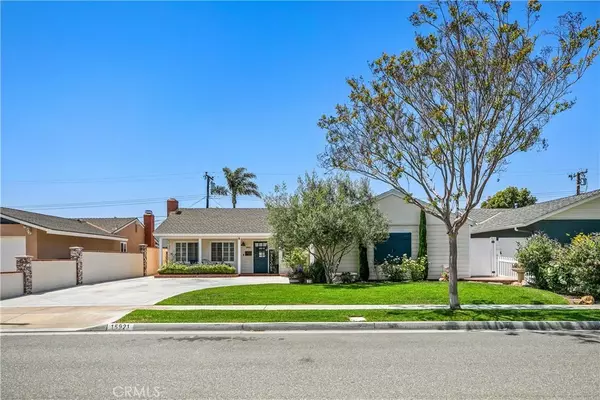 Huntington Beach, CA 92647,15921 Willett Lane