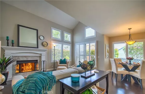 Irvine, CA 92614,77 Fallingstar