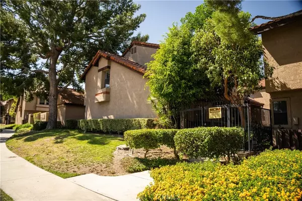 Placentia, CA 92870,331 E Chapman Avenue #A