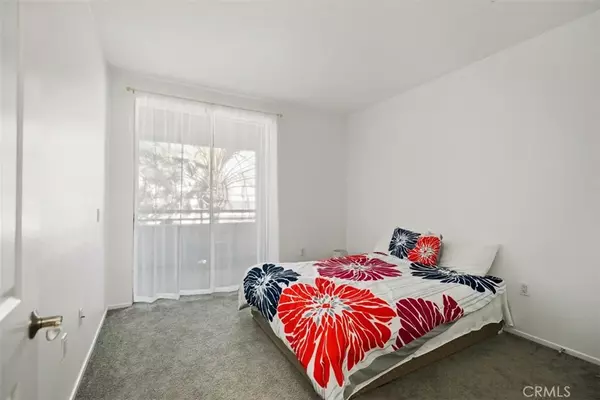 Irvine, CA 92612,1326 Scholarship