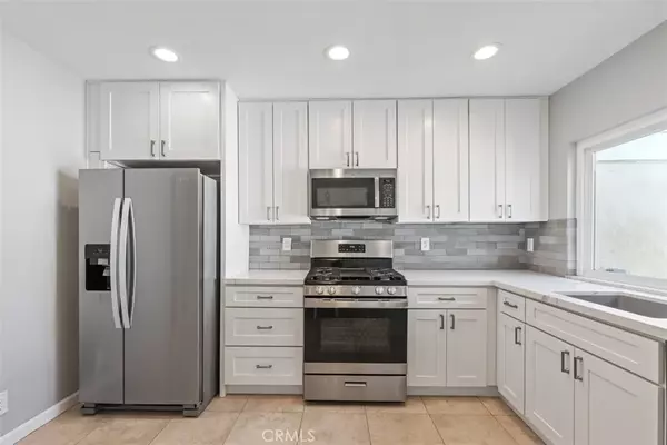 Lake Forest, CA 92630,23111 Cherry Avenue #16