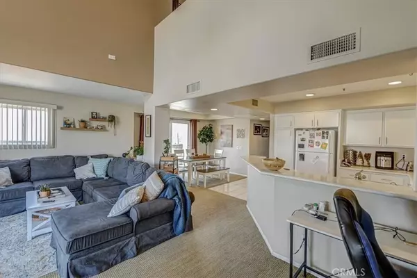 Huntington Beach, CA 92648,200 Pacific Coast Highway #317