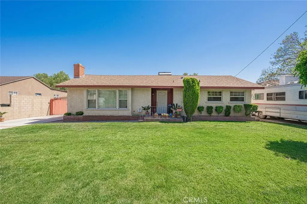 Fontana, CA 92335,17173 Upland Avenue