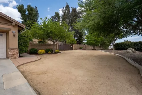 Murrieta, CA 92562,23910 Huntington Court