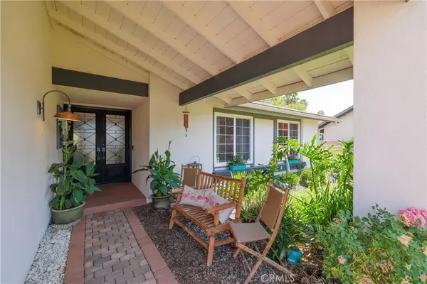 25252 Orellano Way, Laguna Hills, CA 92653