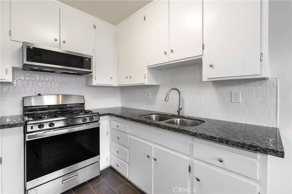 Santa Ana, CA 92704,615 S Euclid Street #J-1