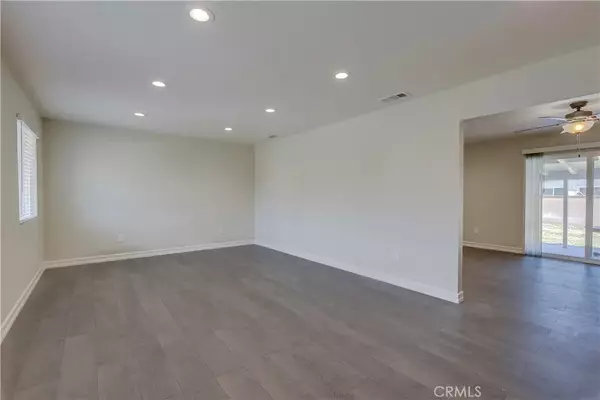 Anaheim, CA 92804,3303 W Deerwood Drive