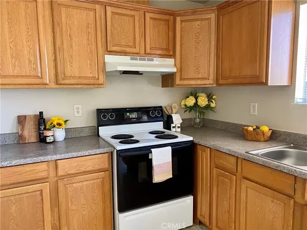 Hesperia, CA 92345,8523 8th Avenue