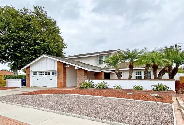 9742 Mariposa Avenue, Fountain Valley, CA 92708