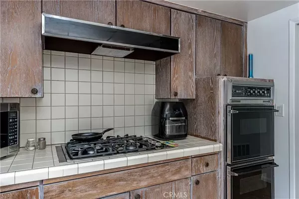 Anaheim, CA 92806,2448 E Ward Terrace