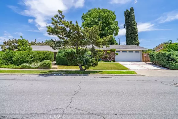 13712 Sanderstead Road, Santa Ana, CA 92705