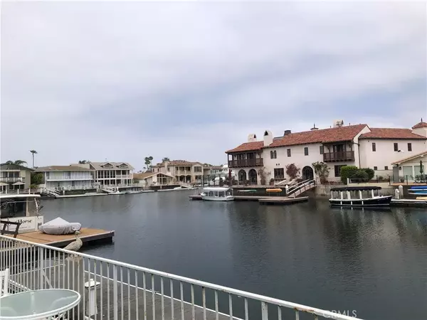 4031 Diablo Circle, Huntington Beach, CA 92649