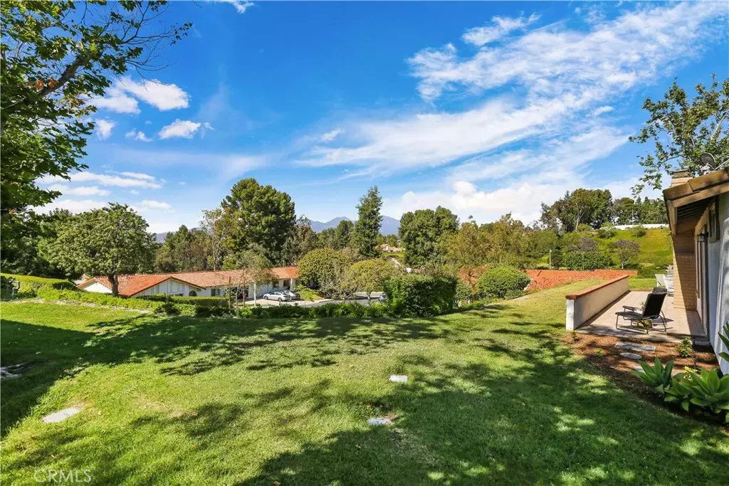 Mission Viejo, CA 92692,23652 Via Pellicer