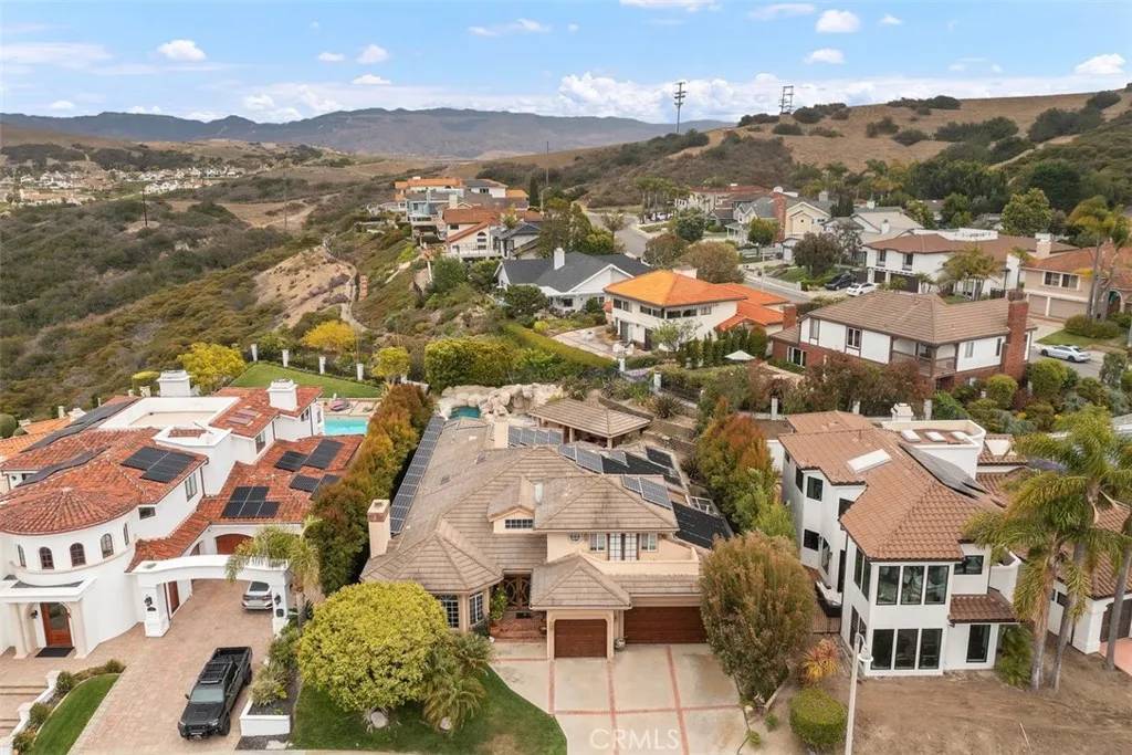 San Clemente, CA 92672,711 Calle Monserrat